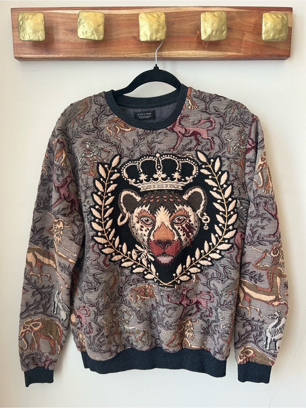 Zara Man Regal Lion Tapestry Sweatshirt | Gothic Baroque Animal Print - Size Med